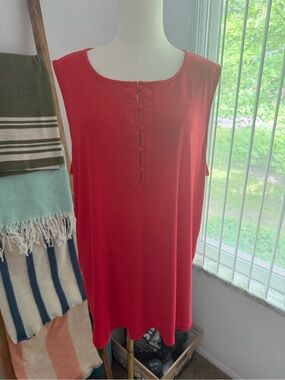 2 Banana Republic Factory tanks red and blue